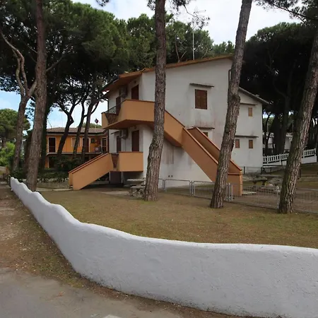 Apartment Steps From The